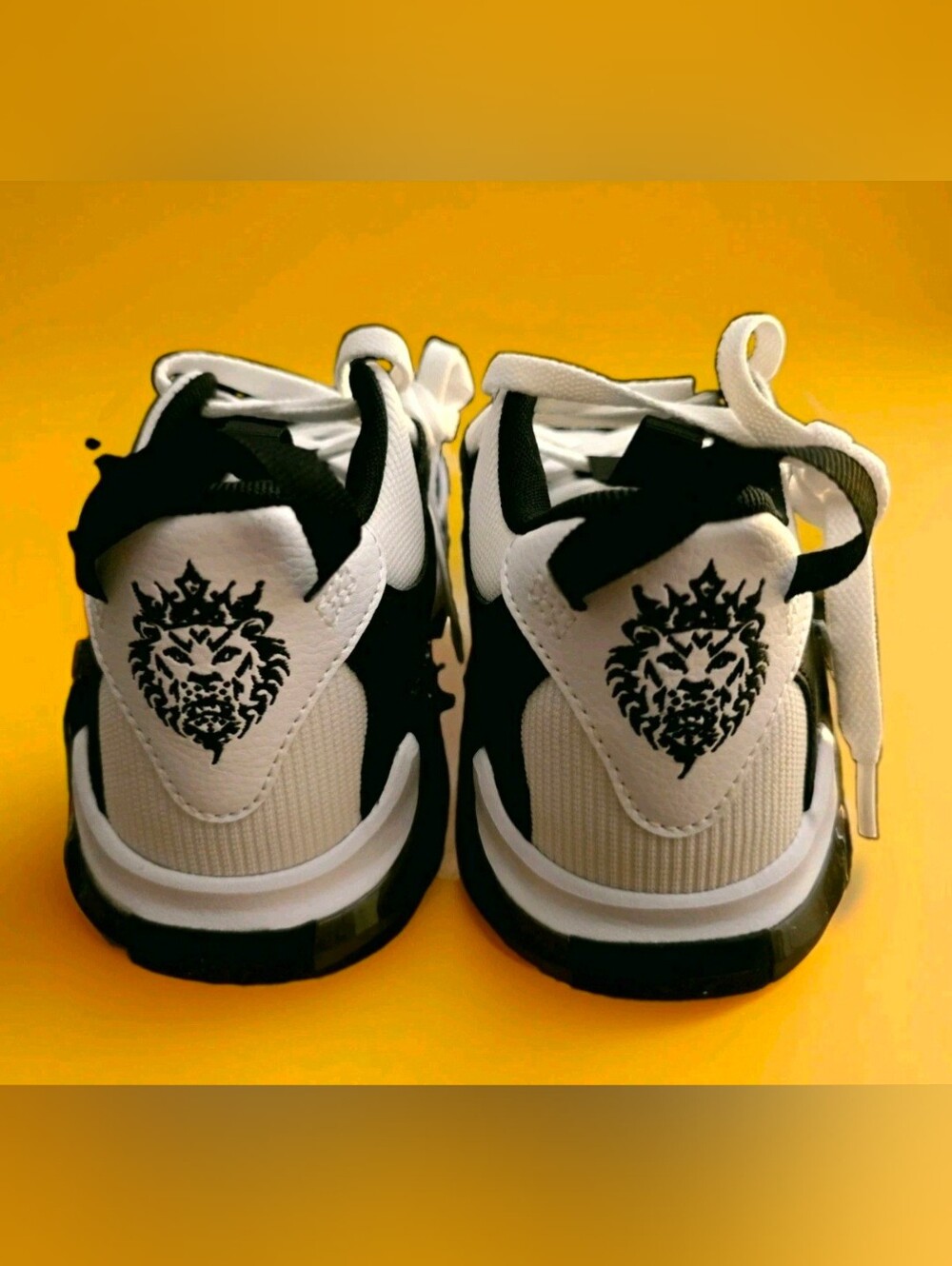 Grade School) Size - Nike LeBron Witness 7 Mid White Black - Picture 2 of 10